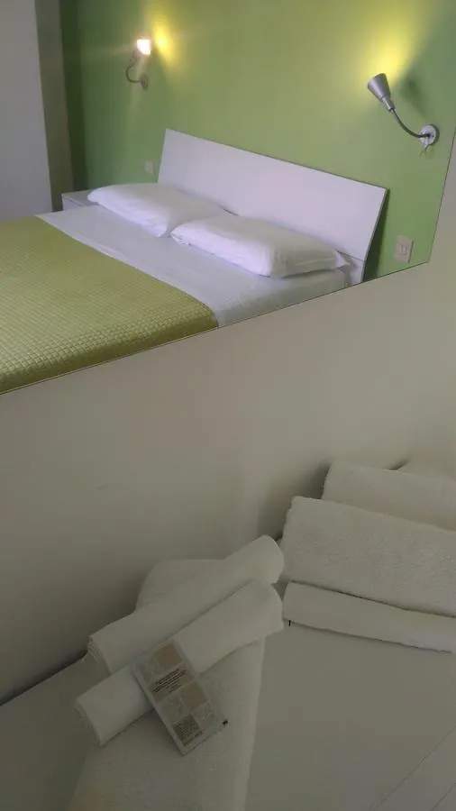 פייטרה ליגורה Il Borgo Degli Ulivi Resort מלון דירות פייטרה ליגורה
