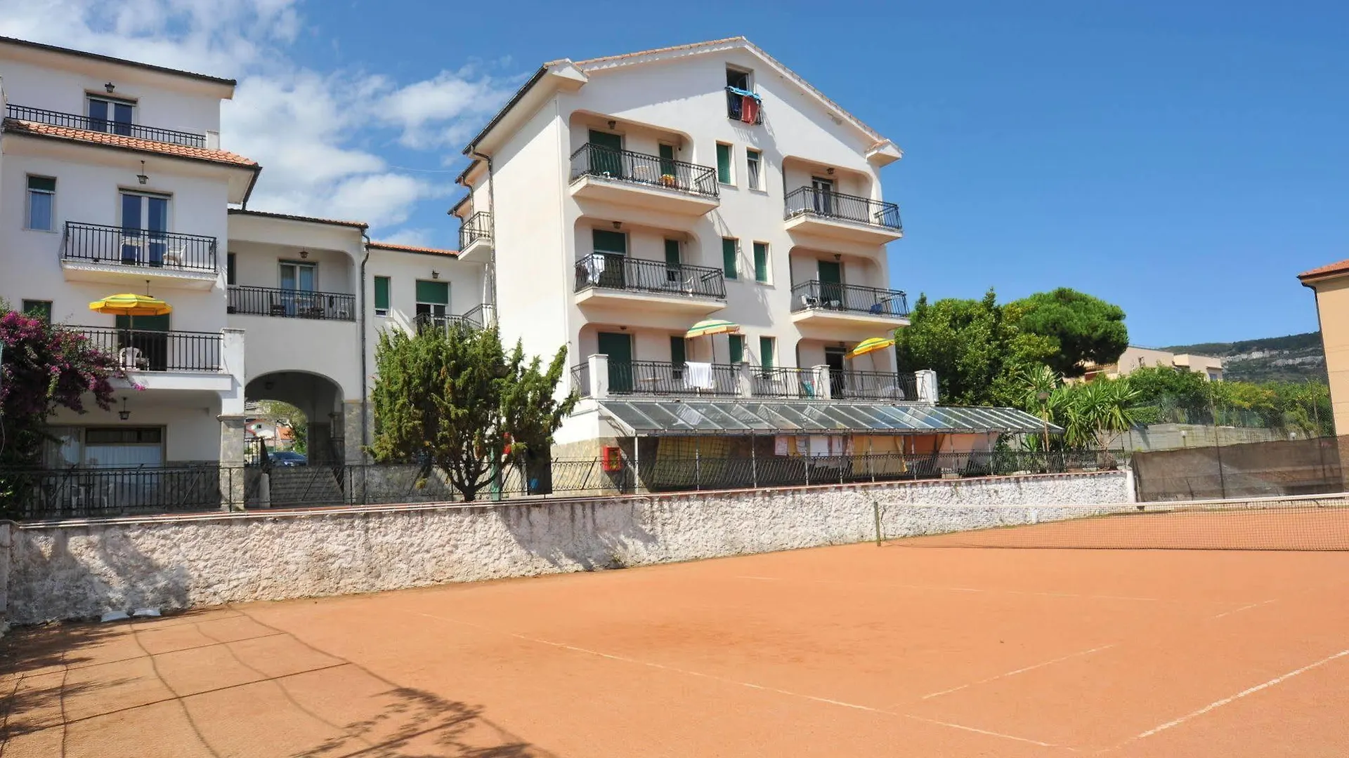 Il Borgo Degli Ulivi Resort Pietra Ligure