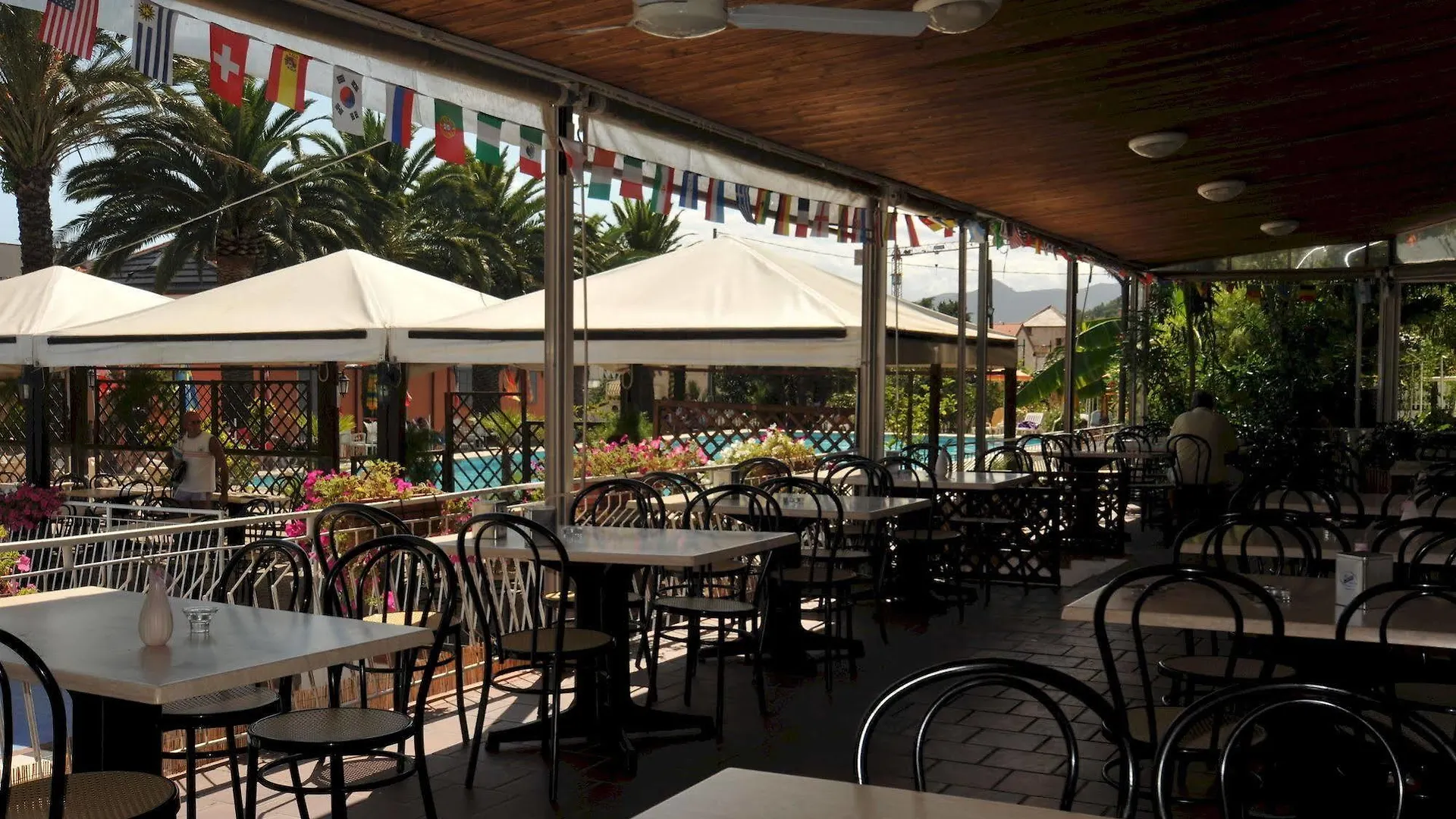 פייטרה ליגורה Il Borgo Degli Ulivi Resort מלון דירות פייטרה ליגורה